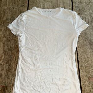 Abercrombie and Fitch White Short Sleeve T-Shirt